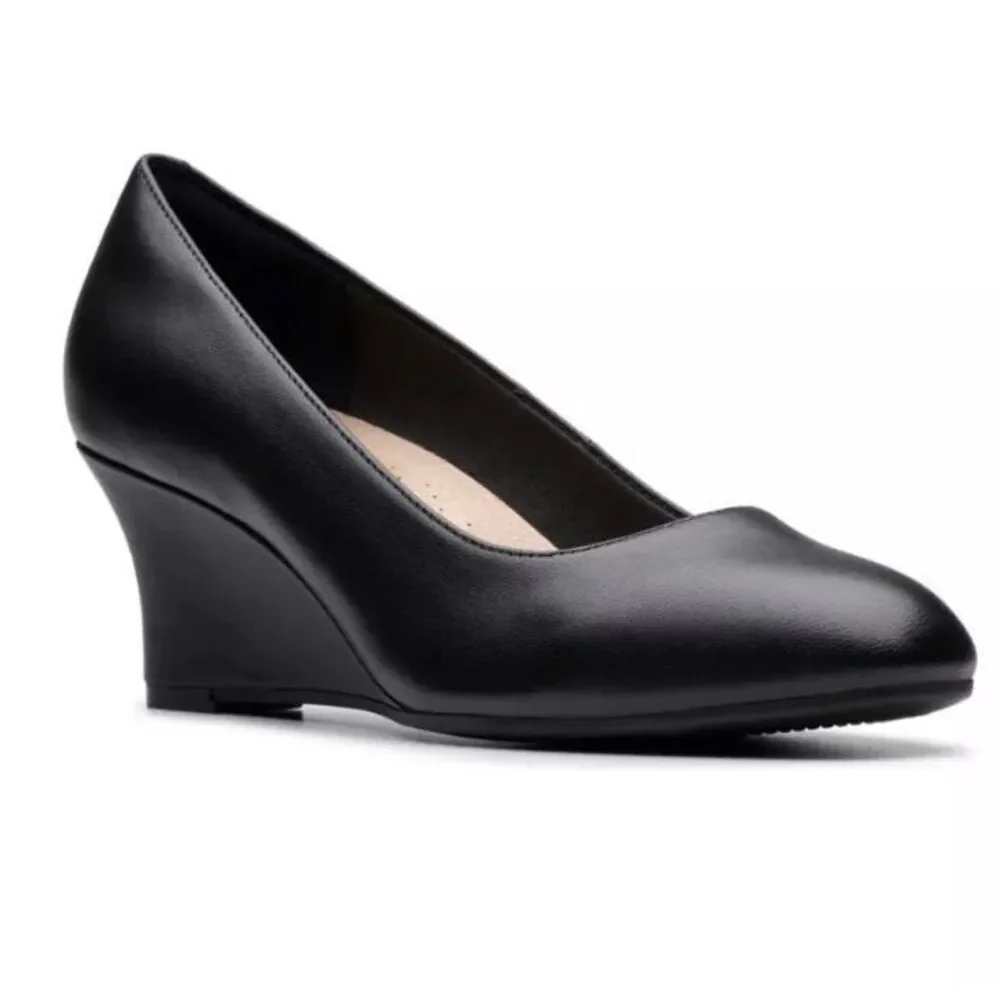 NWT CLARKS Womens Olivette‎ Pearl Black Leather Dress Shoes 11 Slip On Wedge NEW